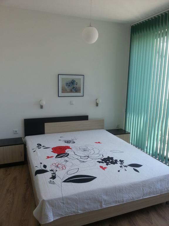 Azur Apartments ソゾポル エクステリア 写真